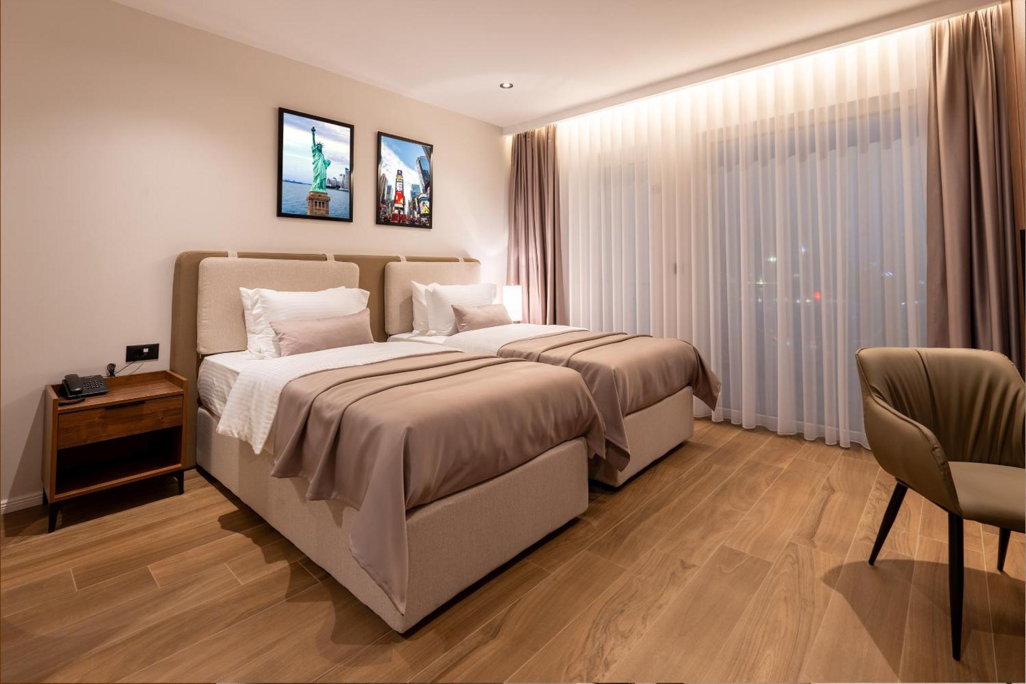 Ruby Hotel Prishtina Pristina Eksteriør billede