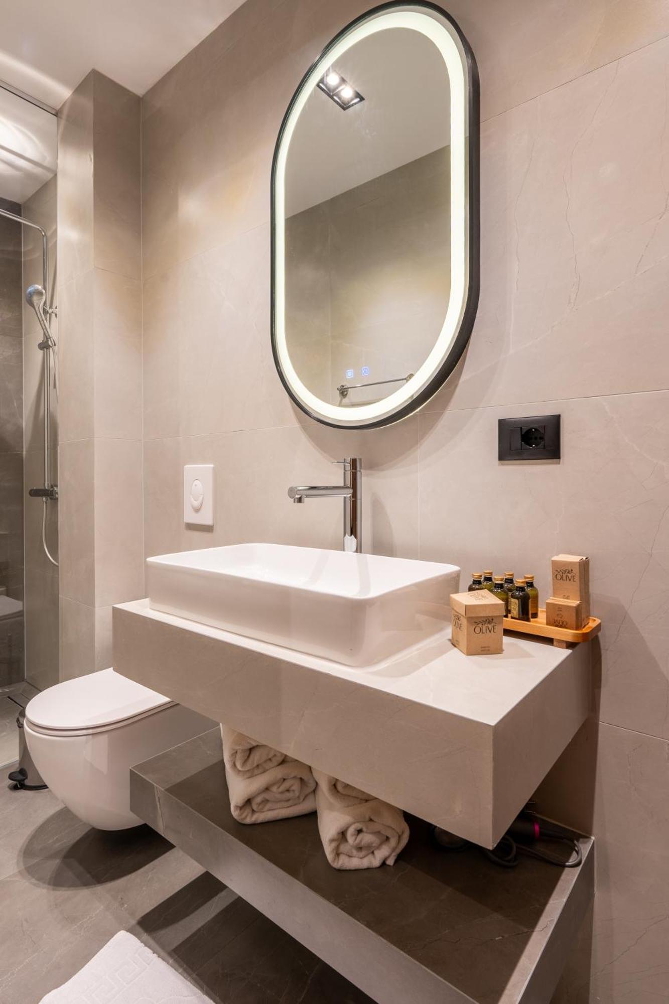 Ruby Hotel Prishtina Pristina Eksteriør billede