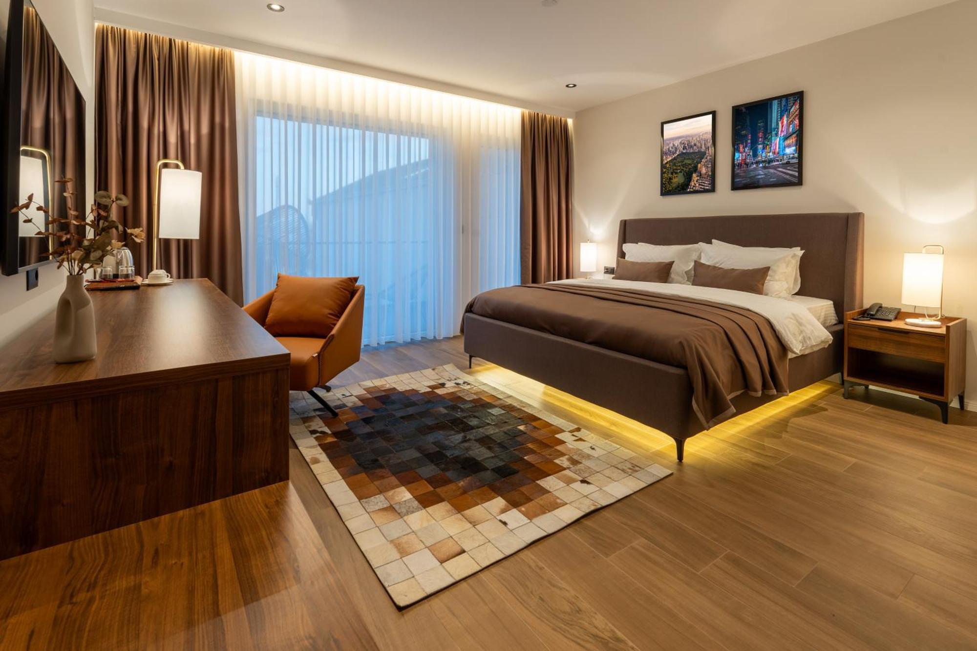 Ruby Hotel Prishtina Pristina Eksteriør billede
