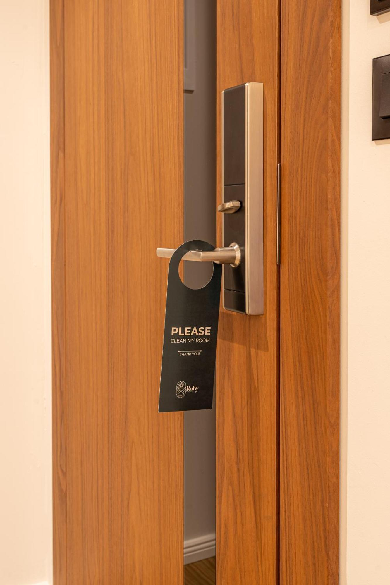 Ruby Hotel Prishtina Pristina Eksteriør billede