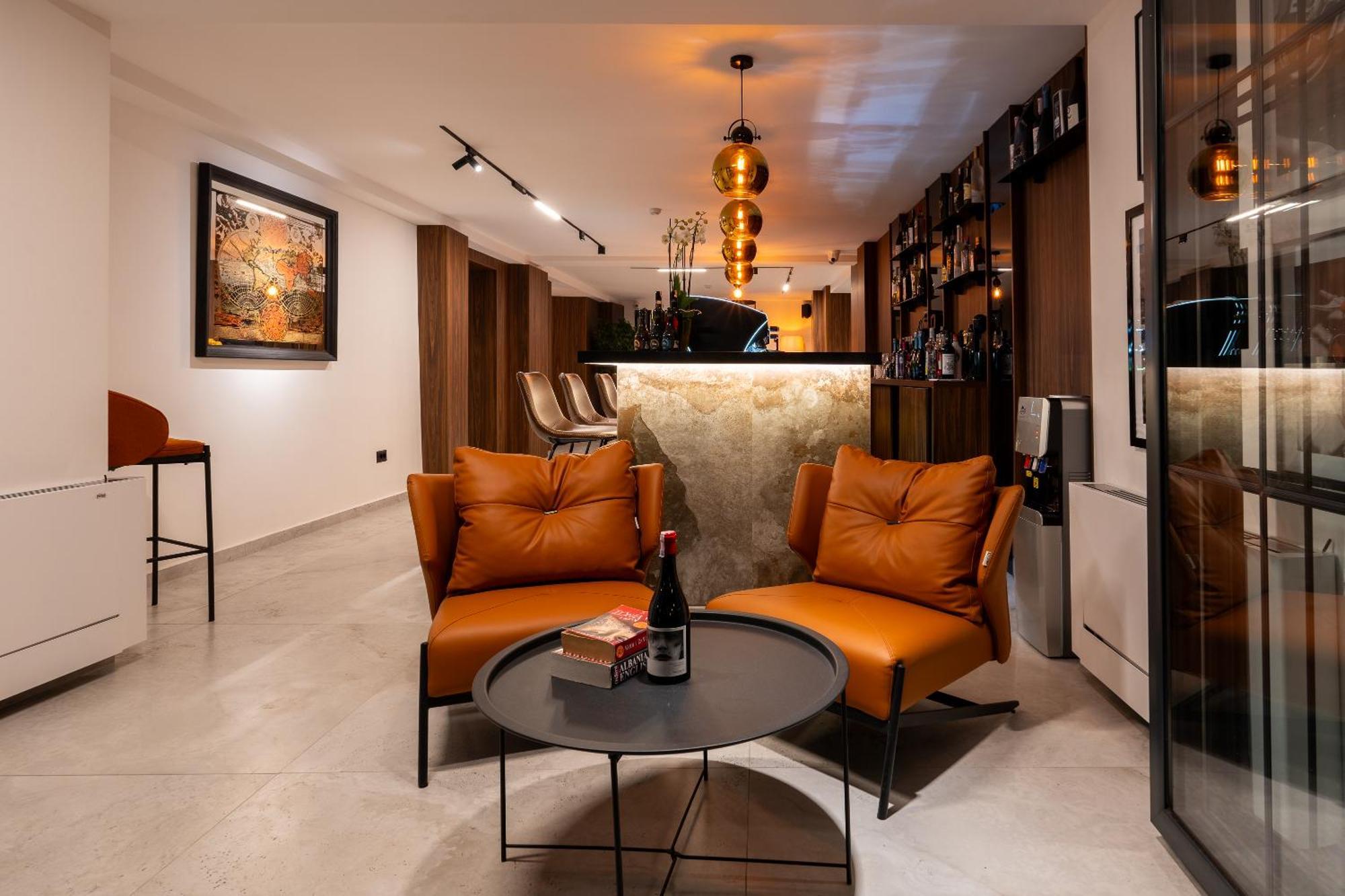 Ruby Hotel Prishtina Pristina Eksteriør billede