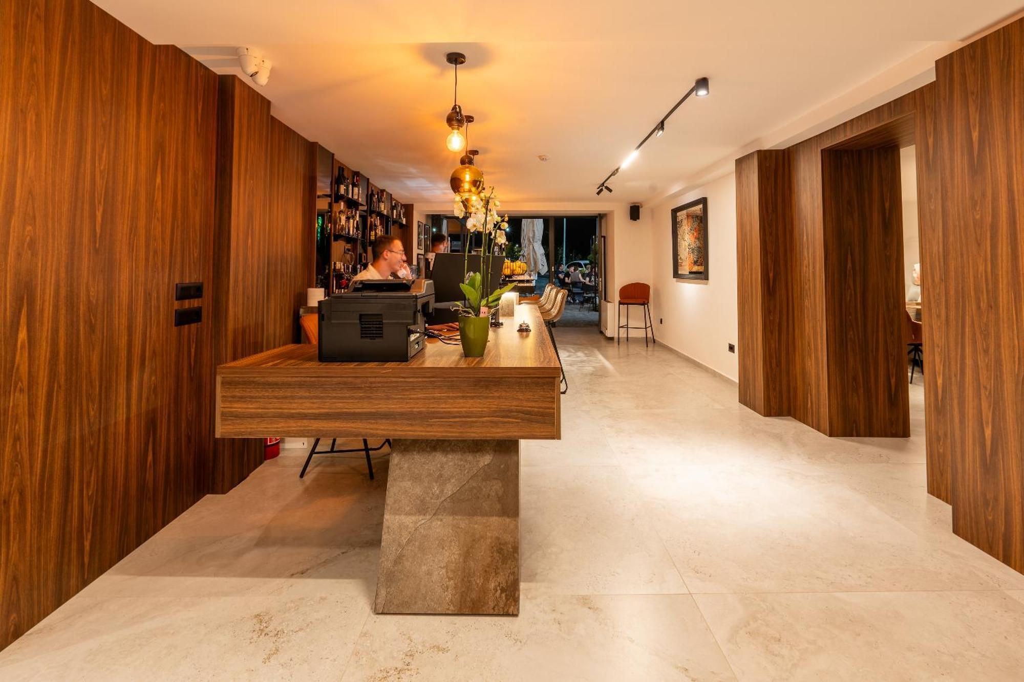 Ruby Hotel Prishtina Pristina Eksteriør billede