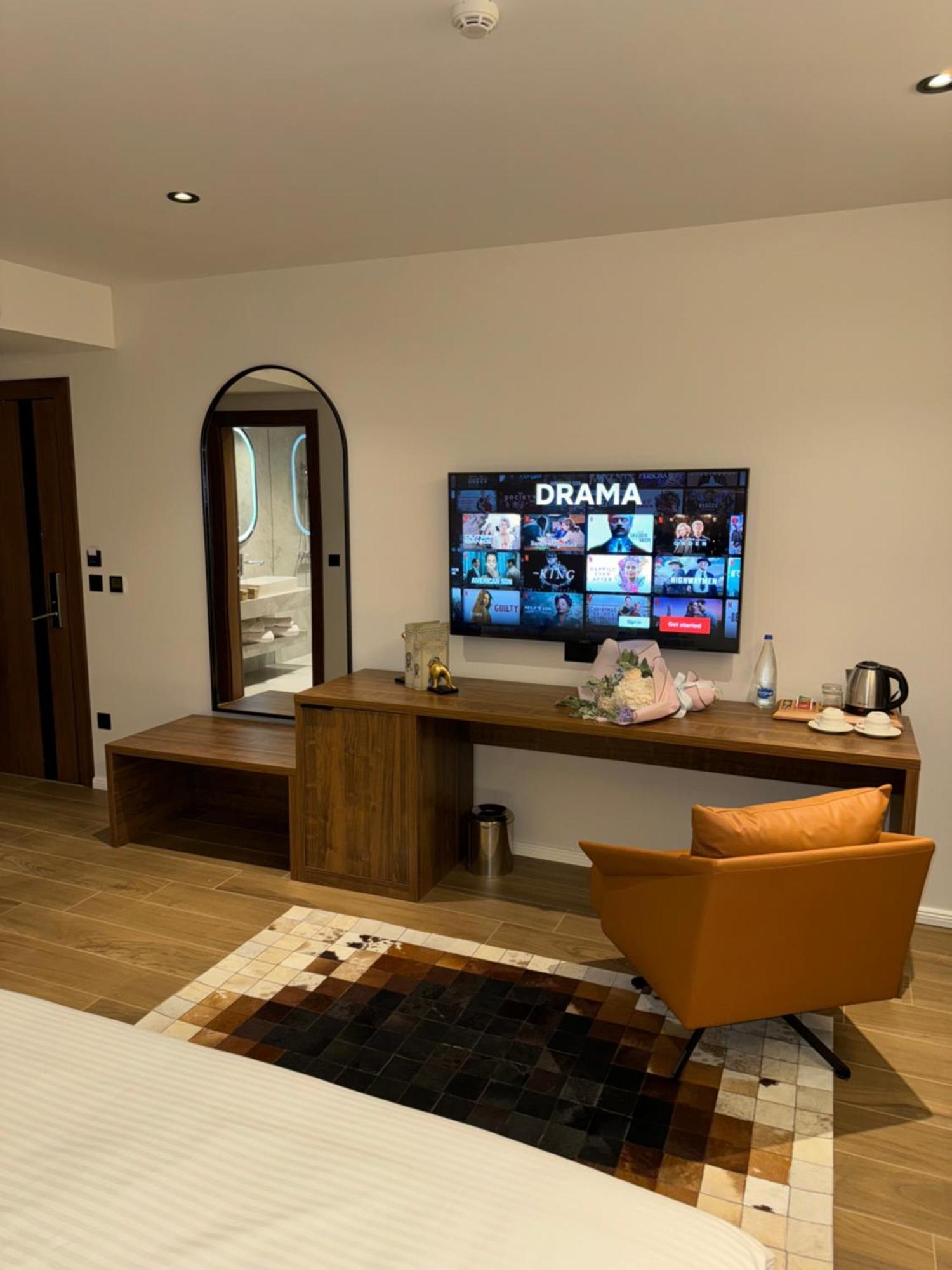 Ruby Hotel Prishtina Pristina Eksteriør billede